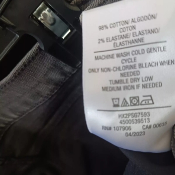 Hudson Jeans Jada High Rise Raw Hem Denim Shorts in Passage Black Wash Size 26 - Picture 4 of 10